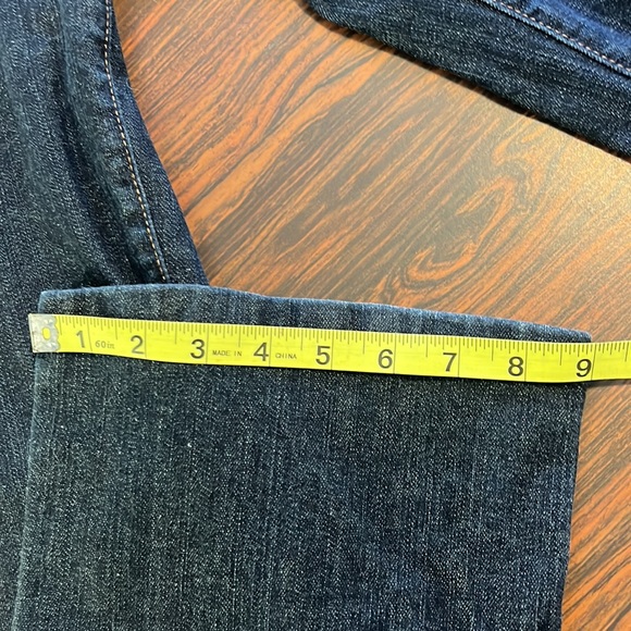 DKNY SoHo Jean in Excellent Condition sz 8R - Picture 7 of 7